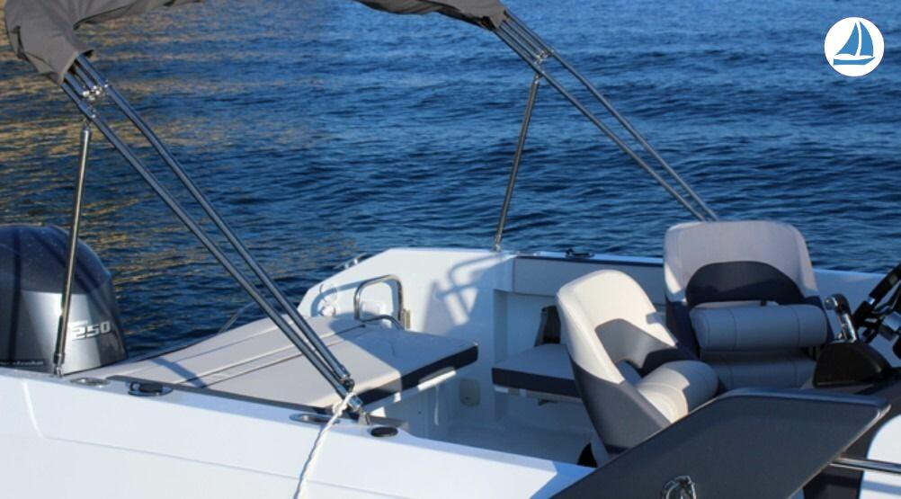 صور Beneteau Flyer 7.7 Sundeck 4