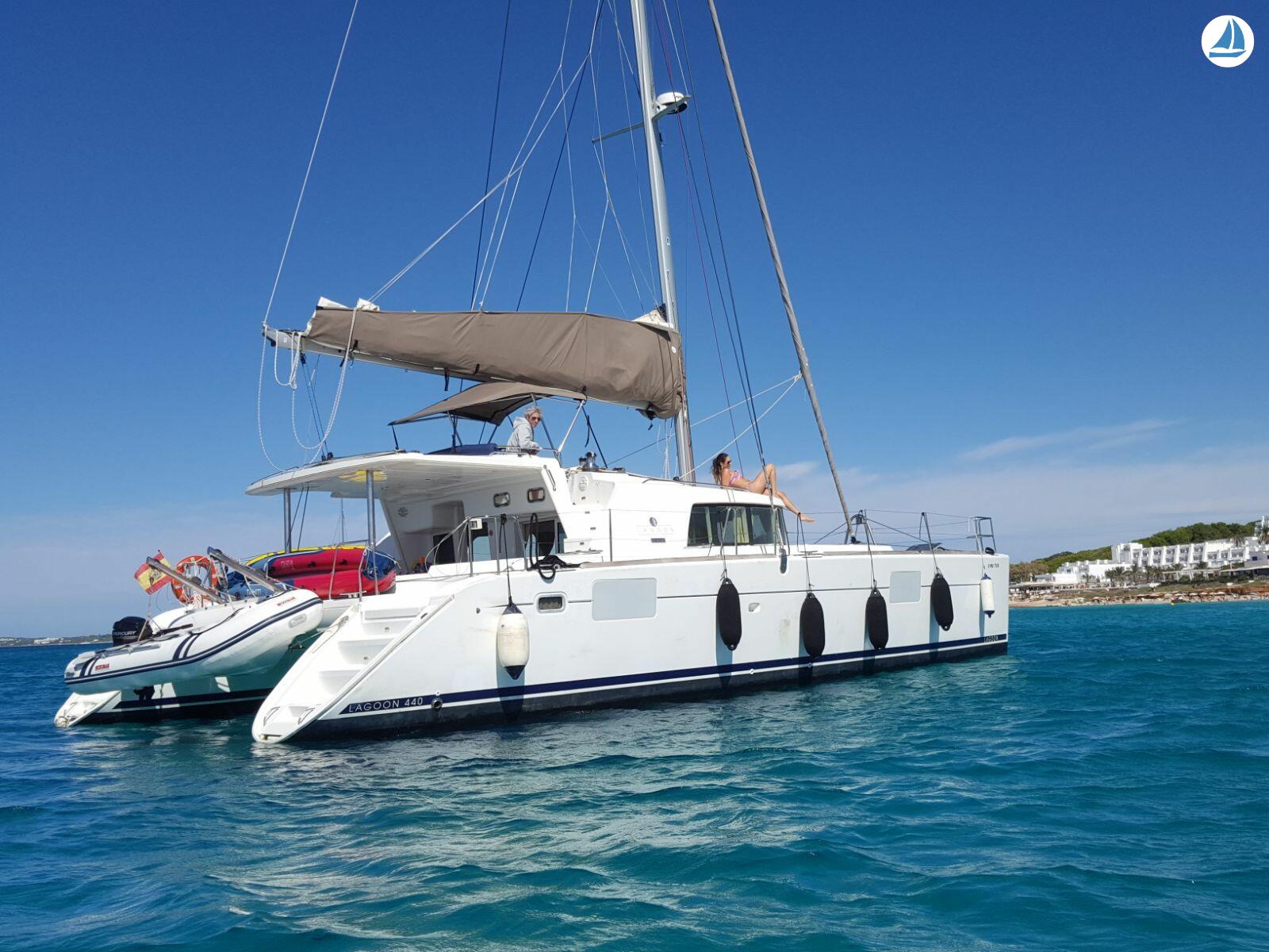 صور Lagoon 440 4