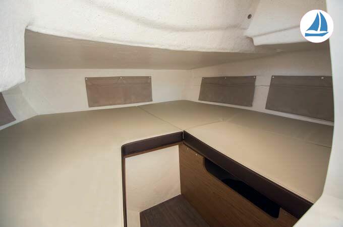 صور Beneteau 550 Flyer SunDeck - Palamós 3