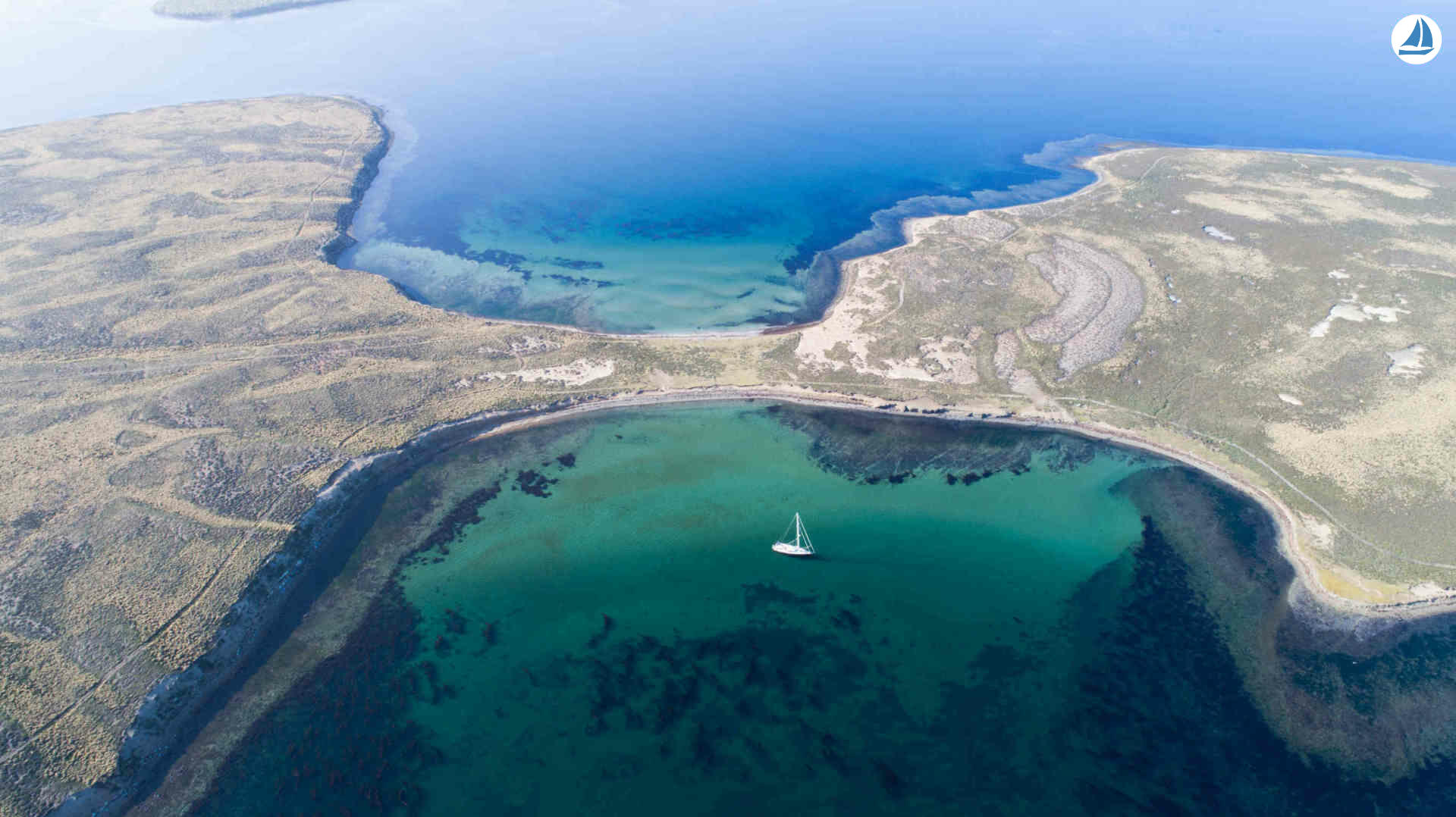 صور Custom 60' Custom 60' 17