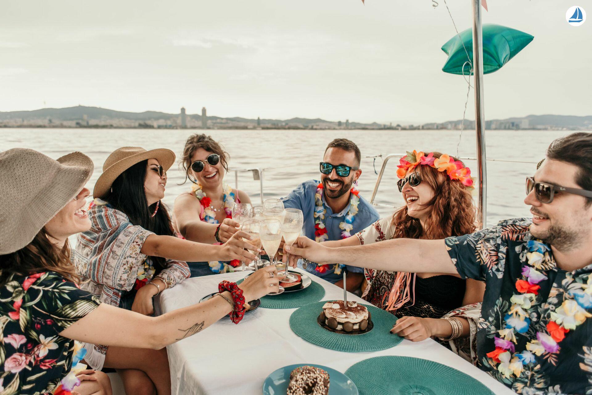 صور Lagoon 400 10