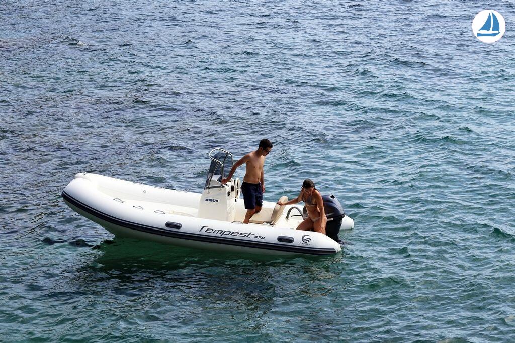 صور Capelli Tempest 470 4