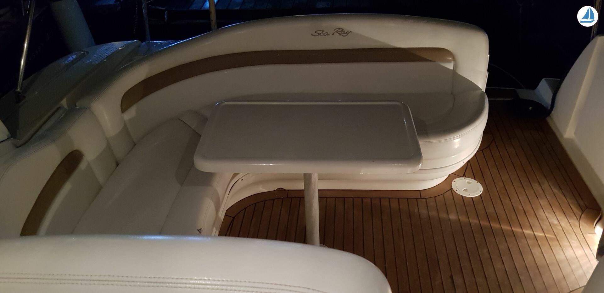 صور Sea Ray Sundancer 355 19