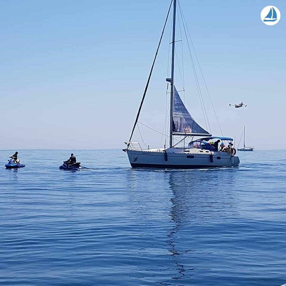 صور Beneteau OCEANIS 351 3