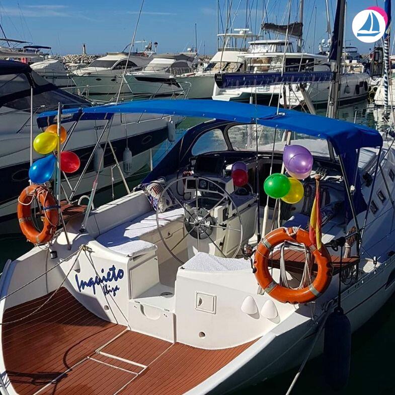 صور Beneteau OCEANIS 351 8