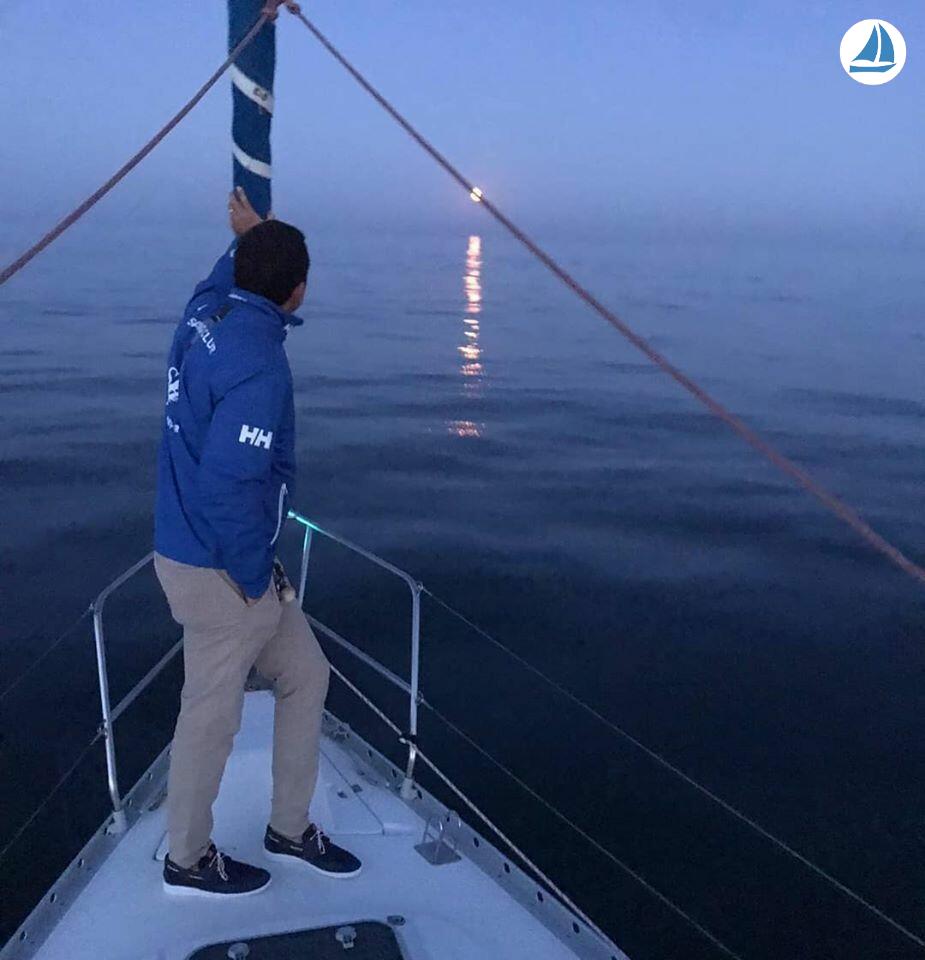 صور Beneteau OCEANIS 351 11