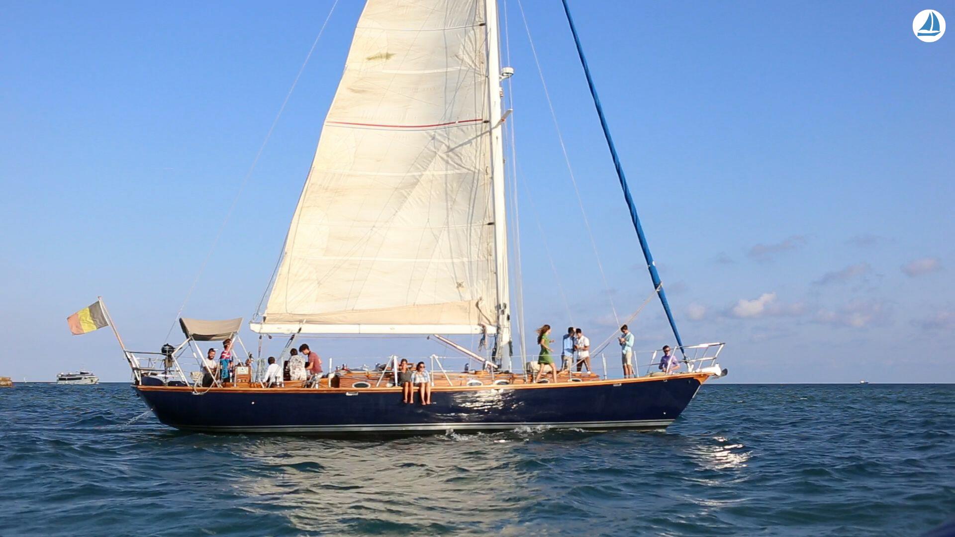 صور Custom classic 52 1