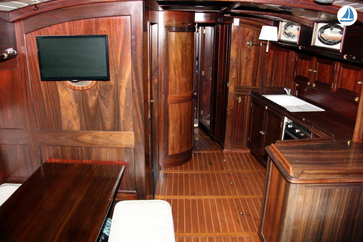 صور Custom classic 52 4