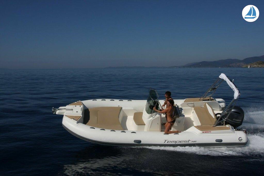 صور Capelli Tempest 700 1