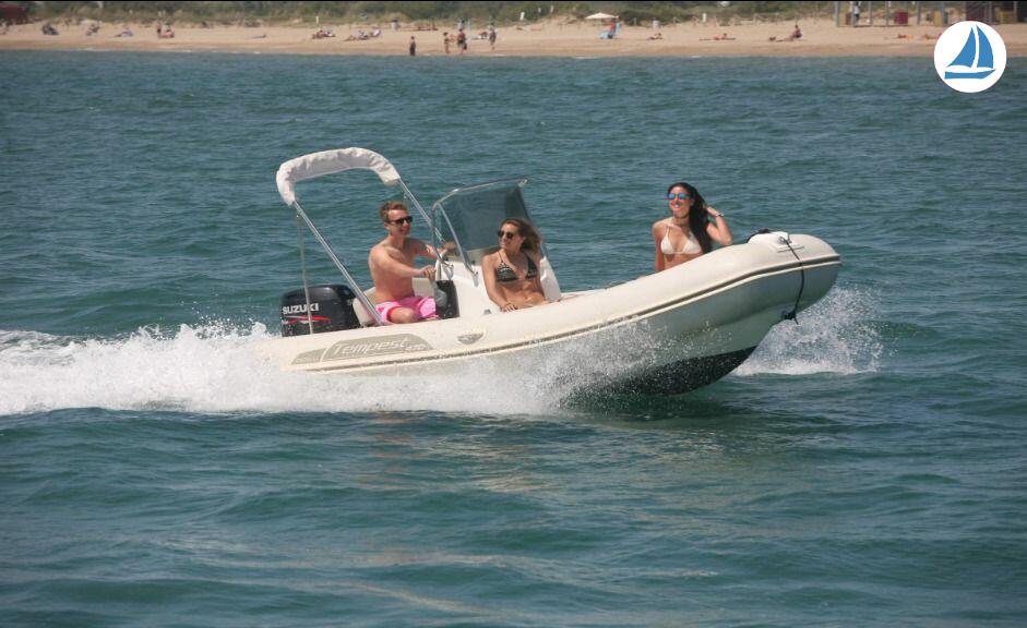 صور Capelli Tempest 470 1