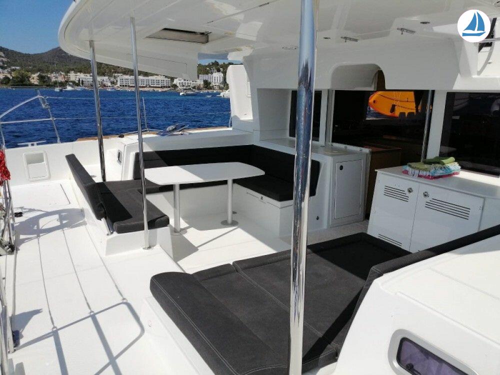 صور Lagoon 450 F 2