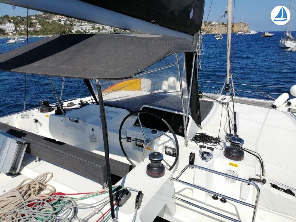 صور Lagoon 450 F 4