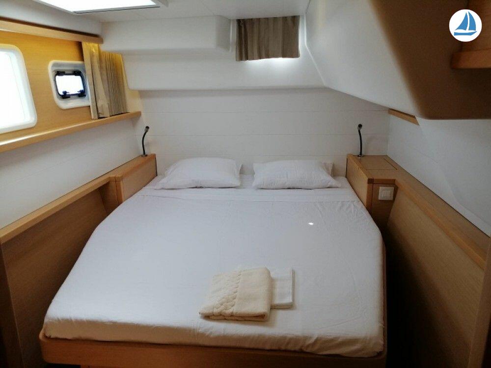 صور Lagoon 450 F 10