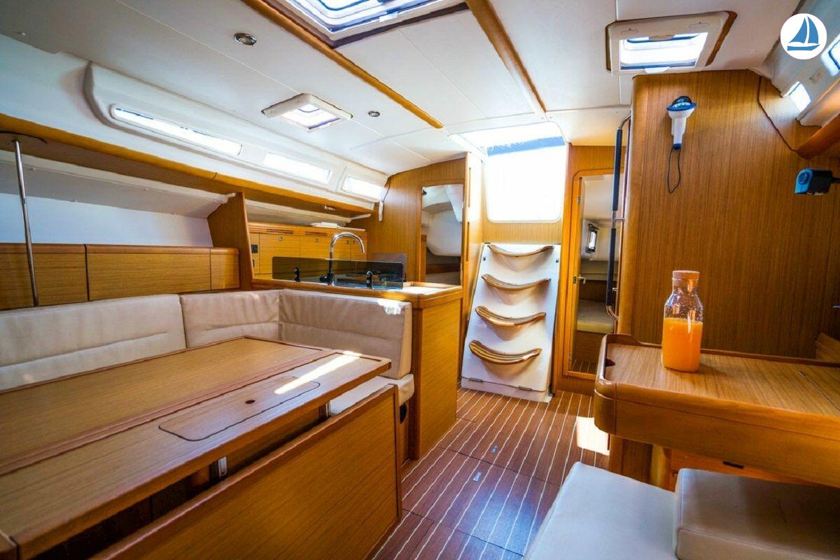 صور Jeanneau Sun Odyssey 42.2 6