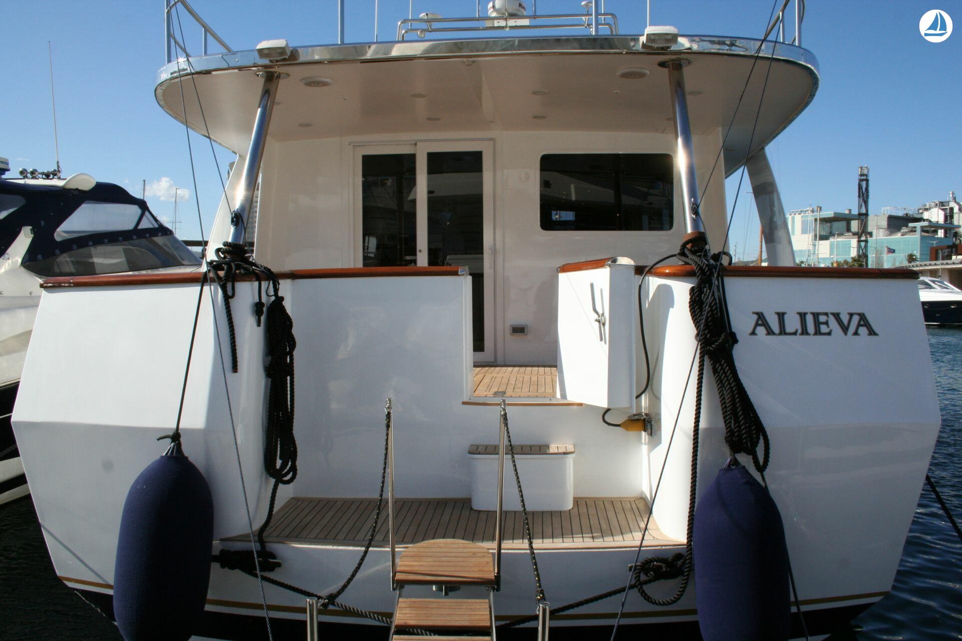 صور Alberto Vargas Gracia, Eva Morera y Jober Noubelt Trawler 9