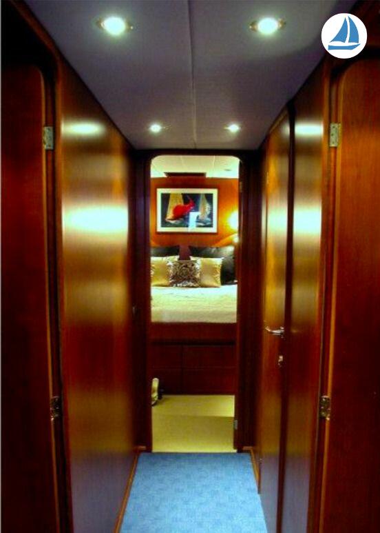 صور Alberto Vargas Gracia, Eva Morera y Jober Noubelt Trawler 12