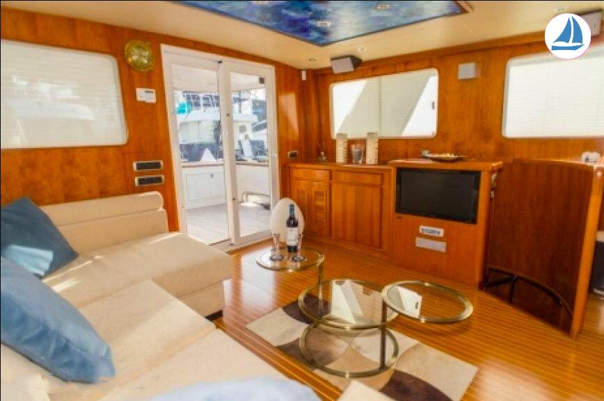 صور Alberto Vargas Gracia, Eva Morera y Jober Noubelt Trawler 21