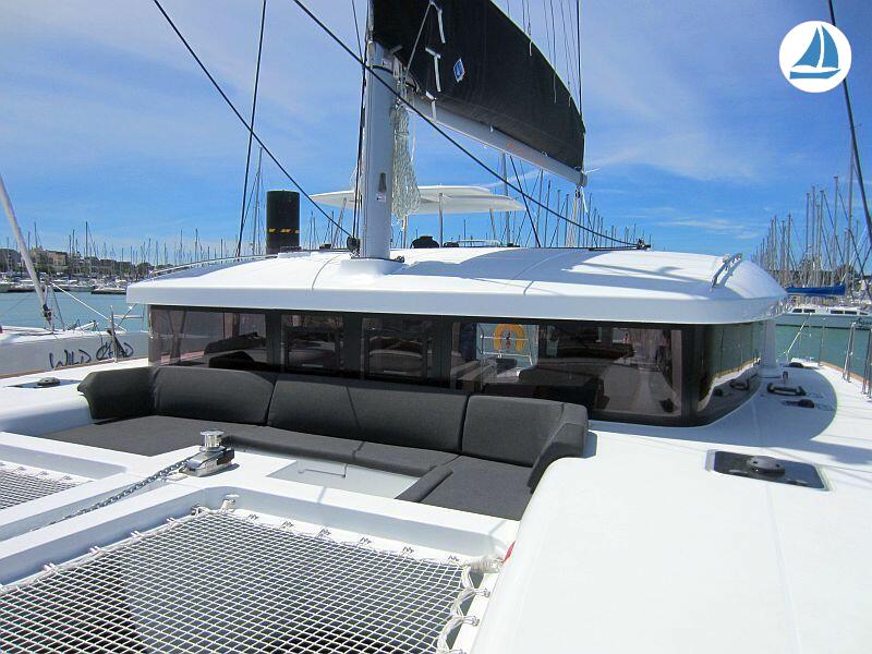 صور Lagoon 450 S 2