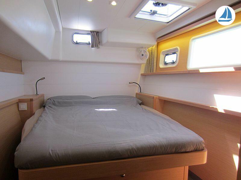 صور Lagoon 450 S 13