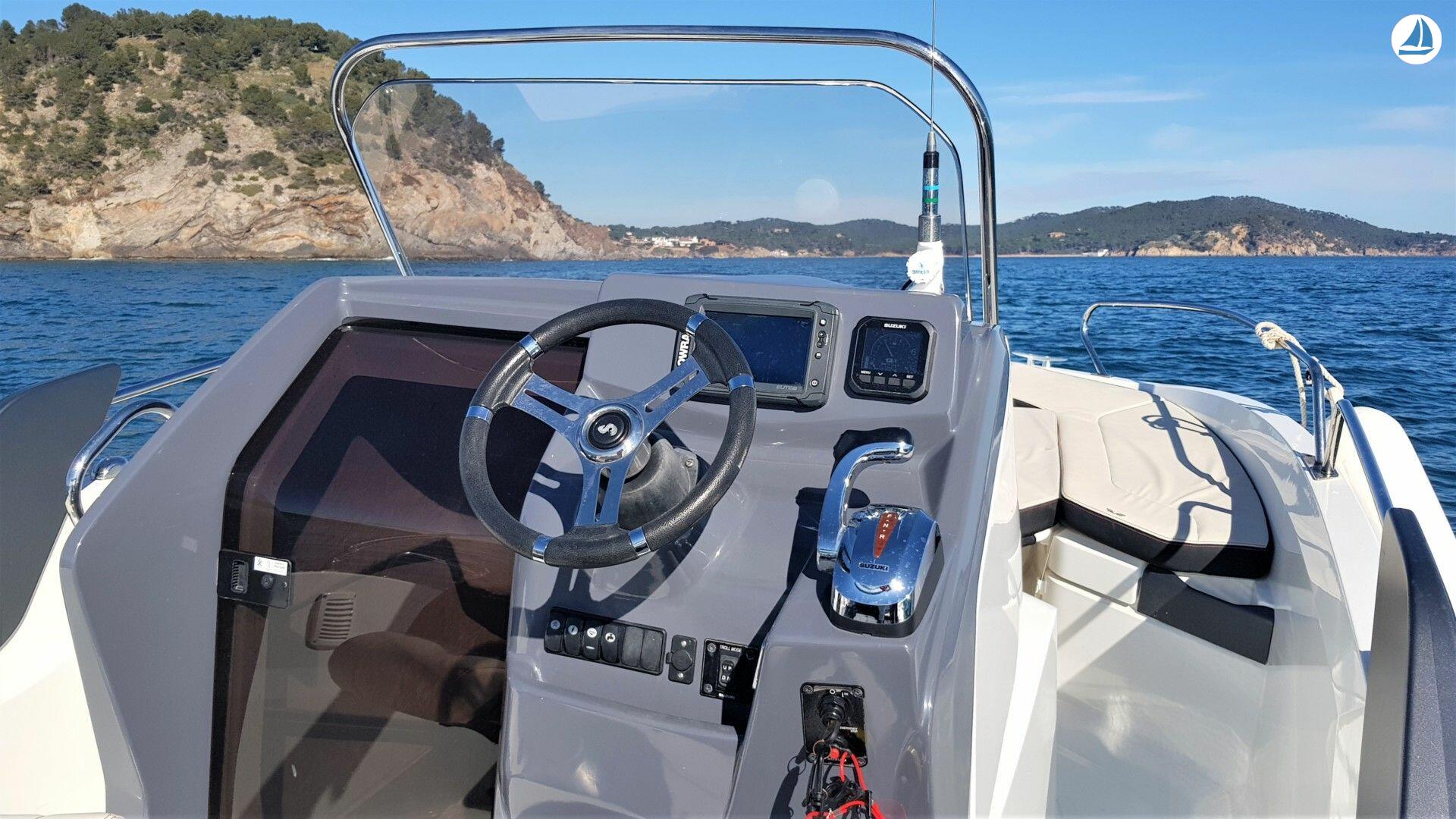 صور Beneteau Flyer 7 - Llafranc 3
