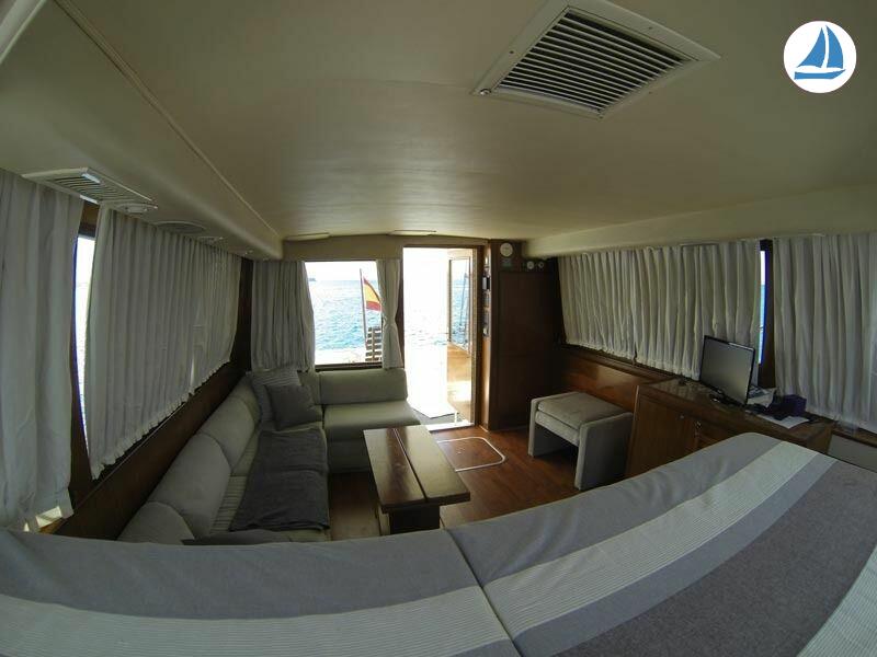 صور Hatteras 45 6