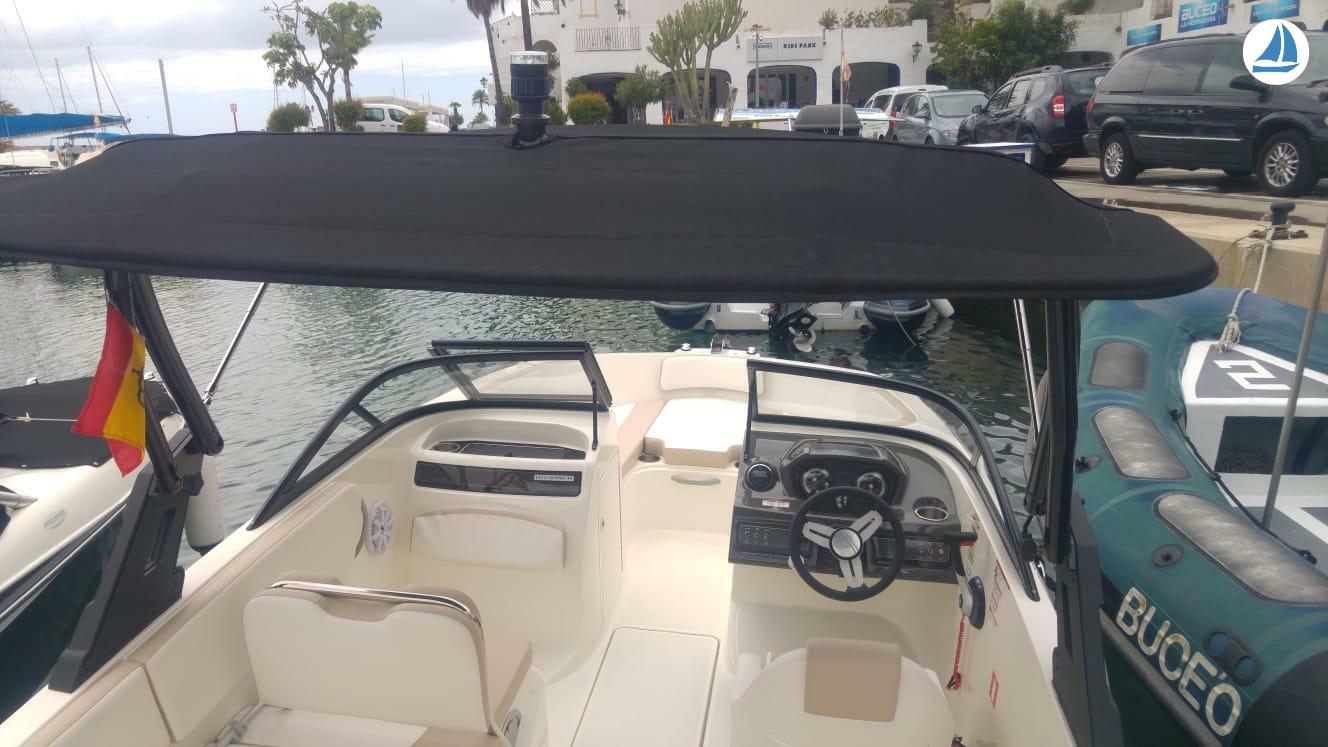 صور Bayliner Vr5 3